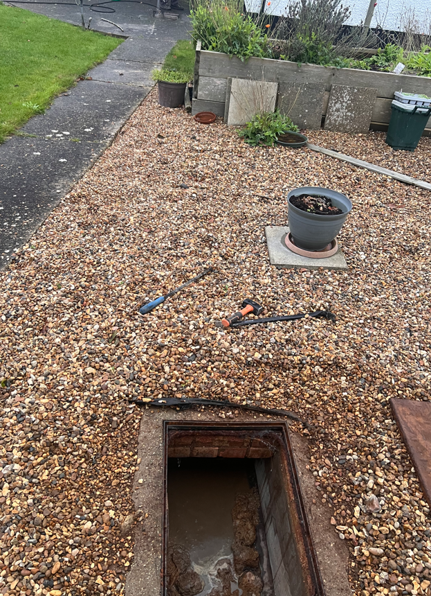 Blocked Drain and Manhole Clearance